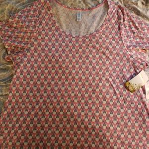 Lularoe classic tee